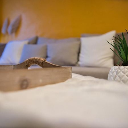 Chill Home : Appartement Cocooning Avec Jacuzzi Grandson 外观 照片